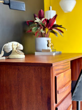 Load image into Gallery viewer, Retro Desk