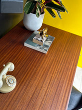 Load image into Gallery viewer, Retro Desk