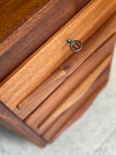 Load image into Gallery viewer, Retro Desk