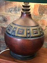 Load image into Gallery viewer, Retro burgundy table lamp