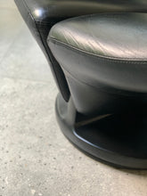 Load image into Gallery viewer, Ribbon Chair