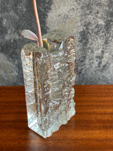Load image into Gallery viewer, Marsberger Stem Vase