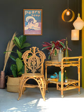 Load image into Gallery viewer, Vintage Peacock Style Chair