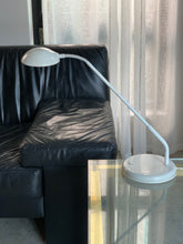 Load image into Gallery viewer, Tampolene Table Lamp