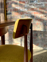 Load image into Gallery viewer, G-Plan Dining Set