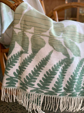 Load image into Gallery viewer, Winter Blanket / Throw