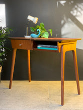 Load image into Gallery viewer, Vintage Desk