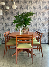 Load image into Gallery viewer, Elegant Vintage Dining Set