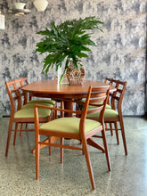 Load image into Gallery viewer, Elegant Vintage Dining Set