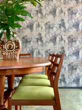 Load image into Gallery viewer, Elegant Vintage Dining Set