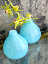 Load image into Gallery viewer, Blue art glass style vase