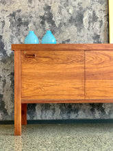 Load image into Gallery viewer, Retro kiaat sideboard