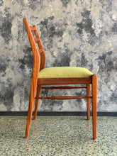 Load image into Gallery viewer, Elegant Vintage Dining Set