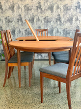 Load image into Gallery viewer, G-Plan dining room set