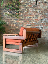 Load image into Gallery viewer, Grafton Everest Couch