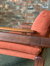 Load image into Gallery viewer, Grafton Everest Couch