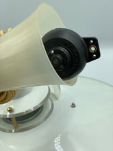 Load image into Gallery viewer, Retro Pull Pendant