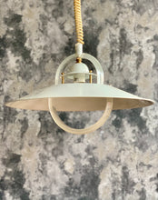 Load image into Gallery viewer, Retro Pull Pendant