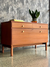 Load image into Gallery viewer, DS Vorster Sideboard