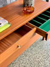 Load image into Gallery viewer, DS Vorster Sideboard