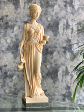 Load image into Gallery viewer, Vintage Resin Figurine