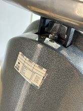 Load image into Gallery viewer, Retro Scale