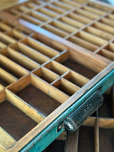 Load image into Gallery viewer, Vintage Printers Tray