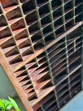 Load image into Gallery viewer, Vintage Printers Tray