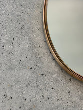 Load image into Gallery viewer, Oval Brass Wall Mirror