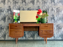 Load image into Gallery viewer, Mid-Century wooden dressing table