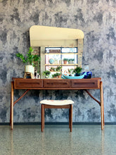 Load image into Gallery viewer, Mid-Century Novocraft Dresser