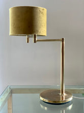 Load image into Gallery viewer, Vintage Brass Table Lamp