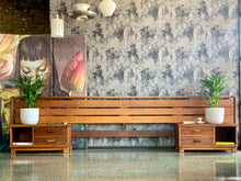 Load image into Gallery viewer, Headboard with pedestal set