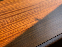 Load image into Gallery viewer, Vintage Dining table