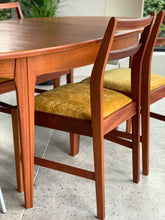 Load image into Gallery viewer, Mid-Century Dining Table