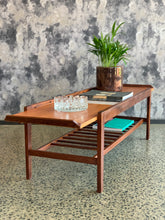 Load image into Gallery viewer, Remploy Mid-Century Extendable Coffee Table