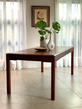 Load image into Gallery viewer, Vintage Dining table