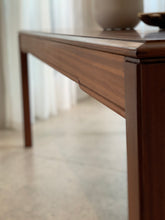 Load image into Gallery viewer, Vintage Dining table