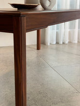Load image into Gallery viewer, Vintage Dining table