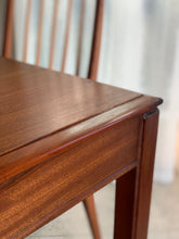 Load image into Gallery viewer, Vintage Dining table