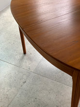 Load image into Gallery viewer, Mid-Century Dining Table