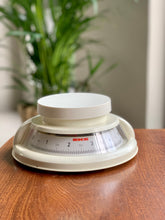 Load image into Gallery viewer, Vintage Kitchen Scale