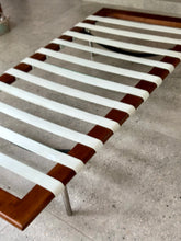 Load image into Gallery viewer, Barcelona Style Daybed