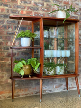 Load image into Gallery viewer, Retro display/drinks cabinet with brass detail
