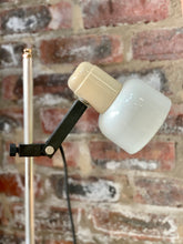 Load image into Gallery viewer, Retro Floor Lamp