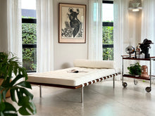 Load image into Gallery viewer, Barcelona Style Daybed