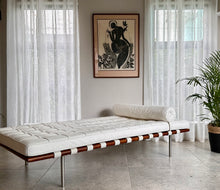 Load image into Gallery viewer, Barcelona Style Daybed