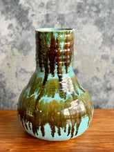 Load image into Gallery viewer, Retro Studio Pottery Vase
