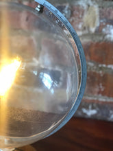 Load image into Gallery viewer, Globe shaped table lamp