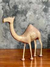 Load image into Gallery viewer, Brass Camel